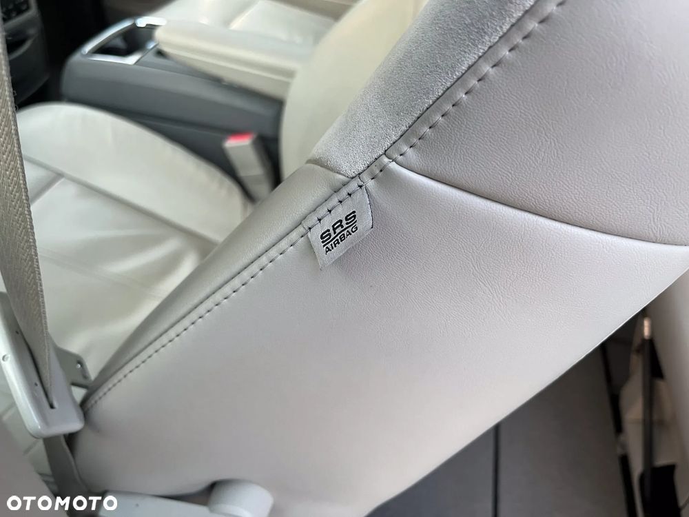 Chrysler Grand Voyager ver-2-8-crd-limited - 36