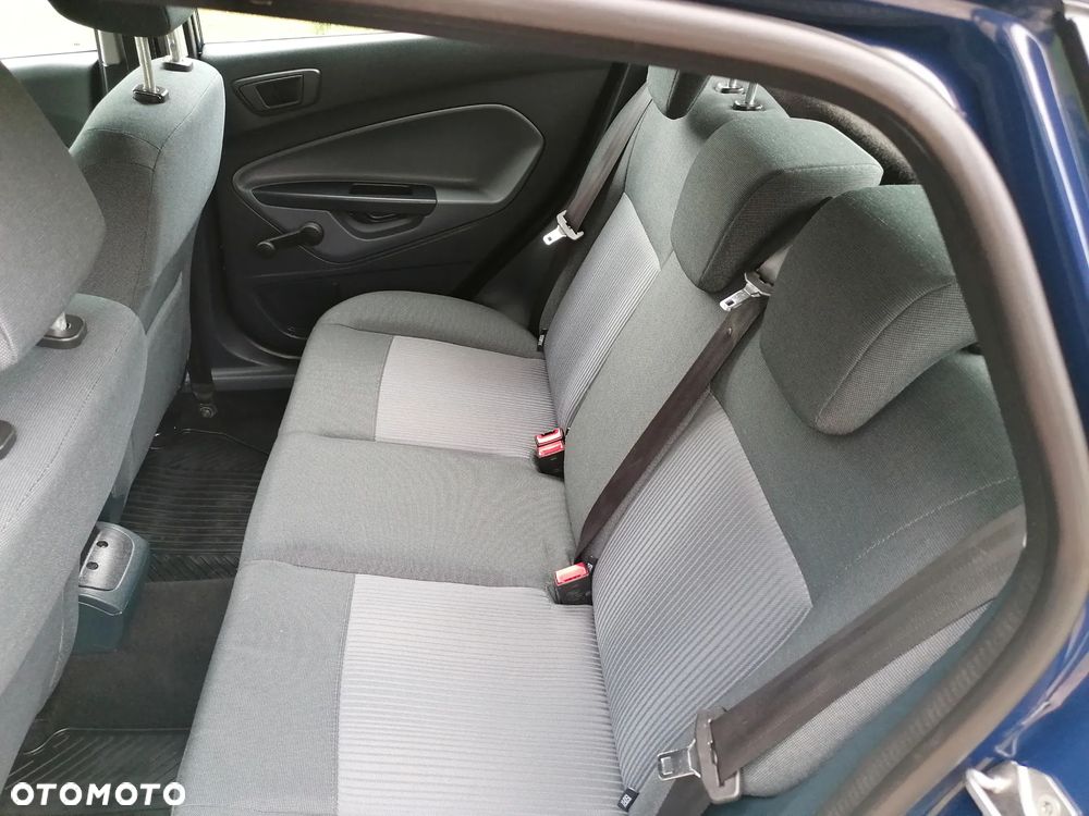 Ford Fiesta - 20