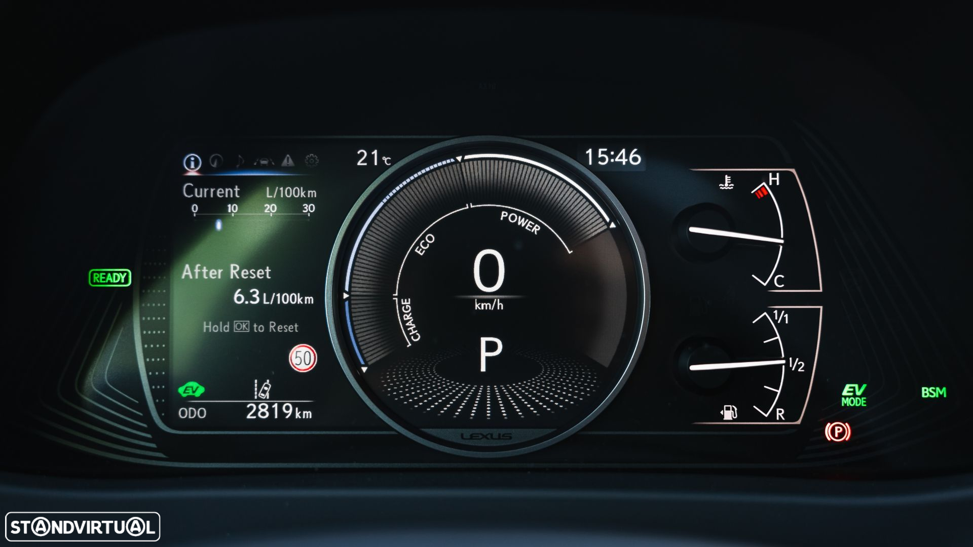 Lexus UX 250h Sport (Ecrã 12.3) - 33