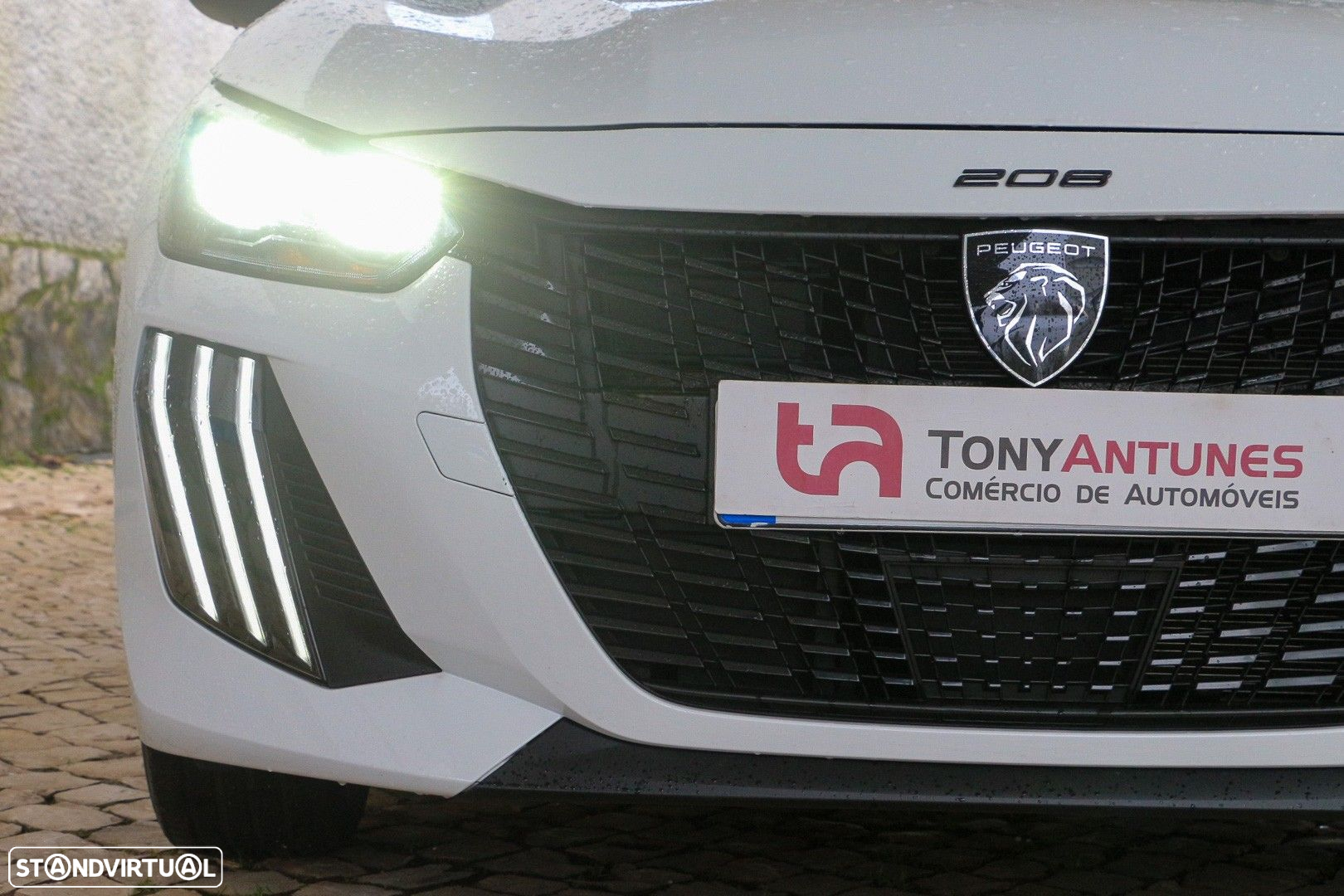 Peugeot 208 1.2 PureTech Active - 10