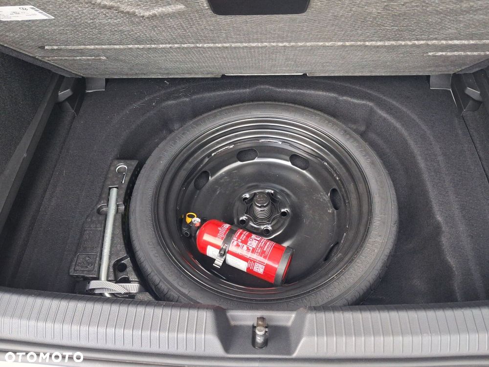 Volkswagen Golf 1.5 TSI EVO Style - 28