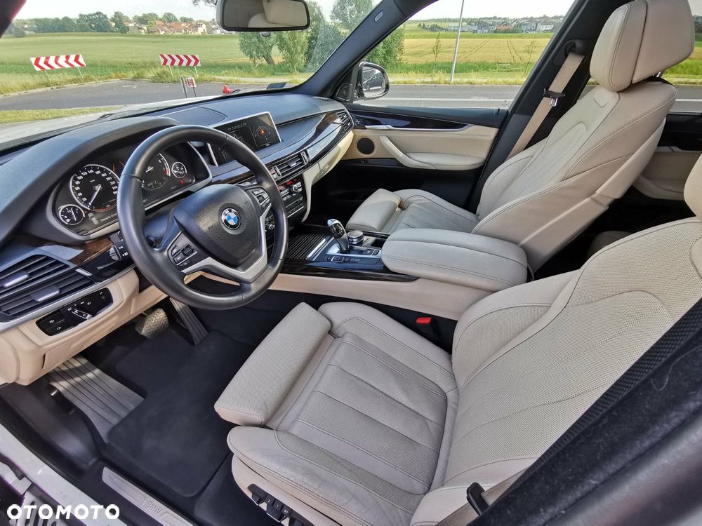BMW X5 xDrive35i - 9