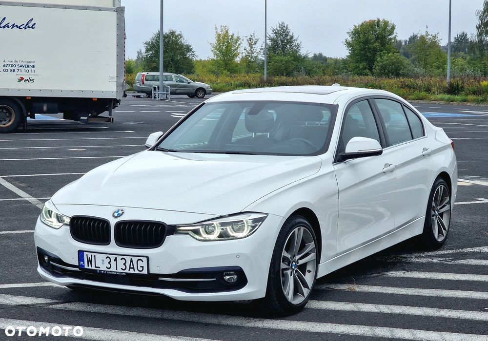BMW Seria 3 330i GPF Luxury Line sport - 6