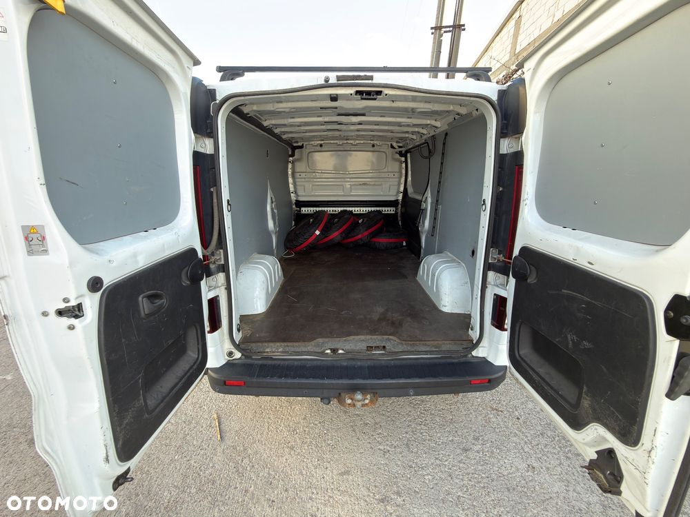 Opel Vivaro - 17