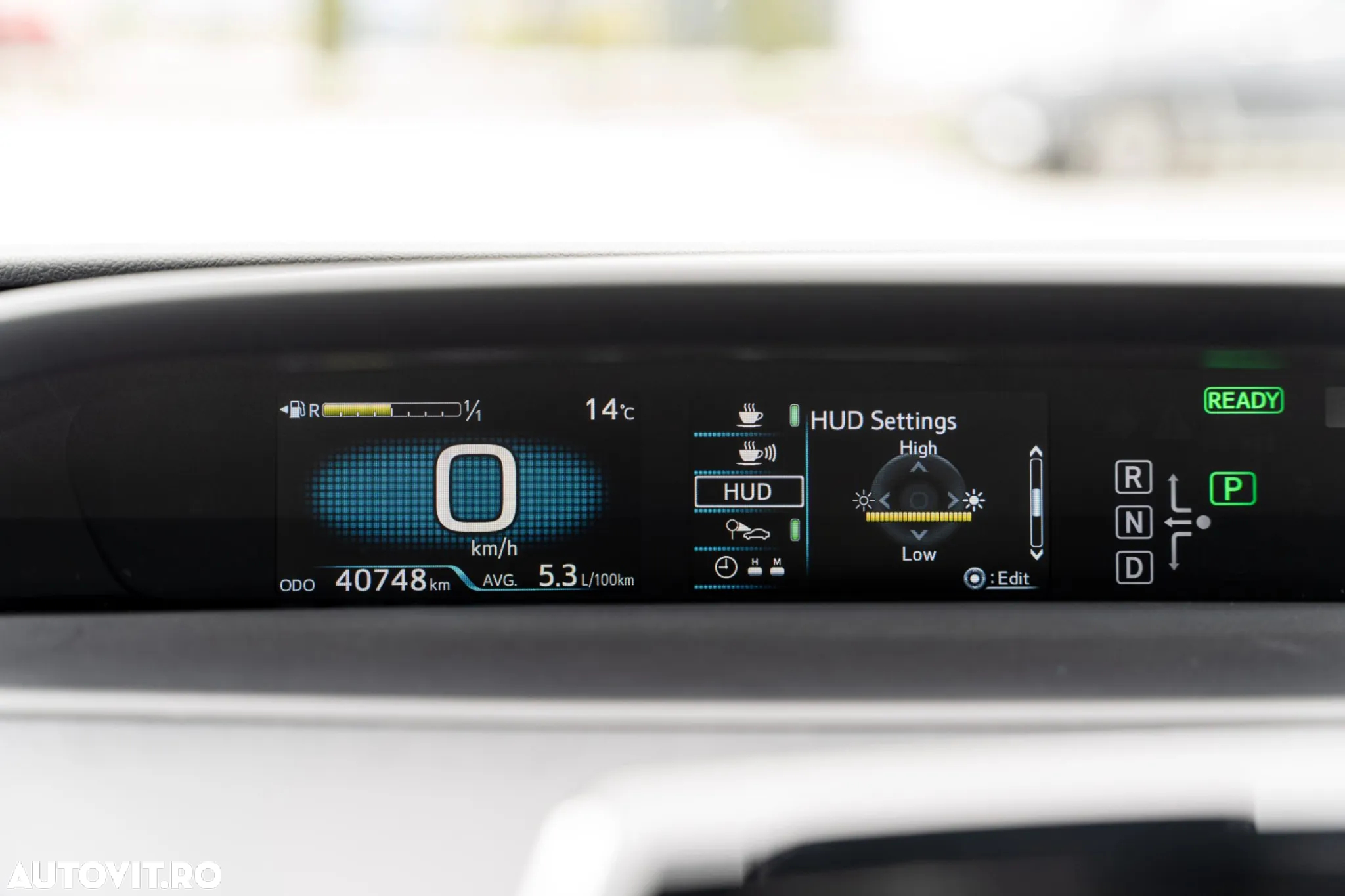 Toyota Prius Hybrid Comfort - 32