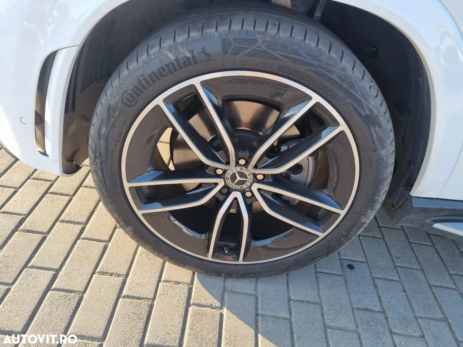 Mercedes-Benz GLE 350 d 4Matic 9G-TRONIC AMG Line - 25