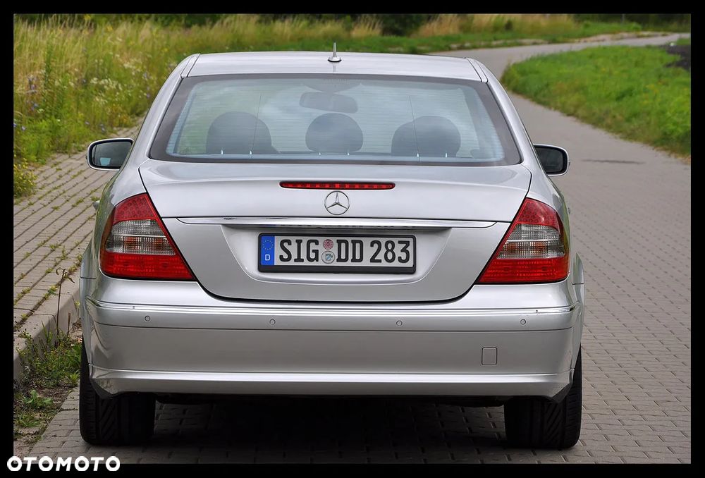 Mercedes-Benz Klasa E 320 CDI 7G-TRONIC Avantgarde - 9