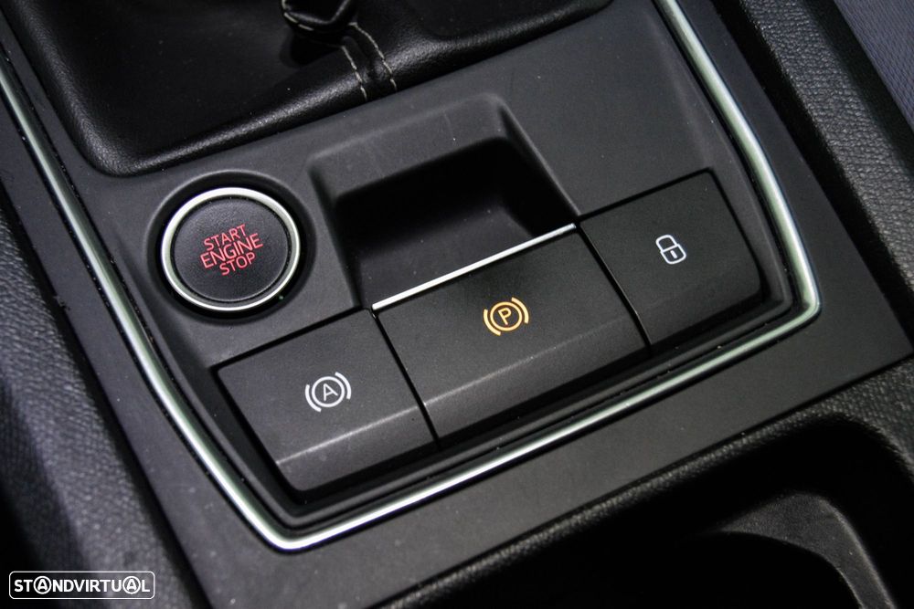 SEAT Leon ST 2.0 TDI Style - 47