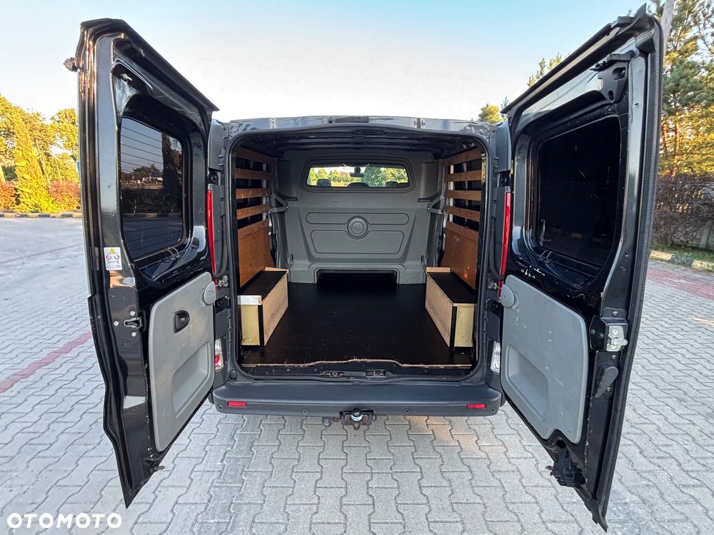 Opel Vivaro - 34