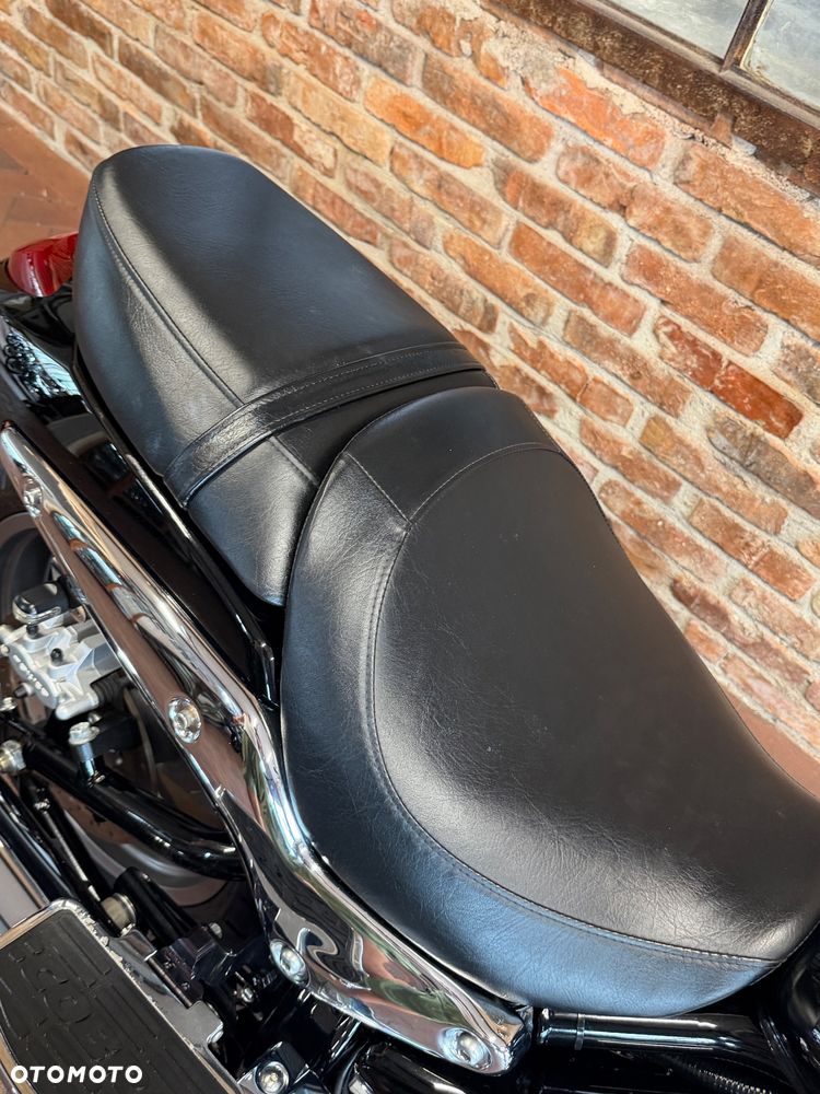 Suzuki VZ - 32