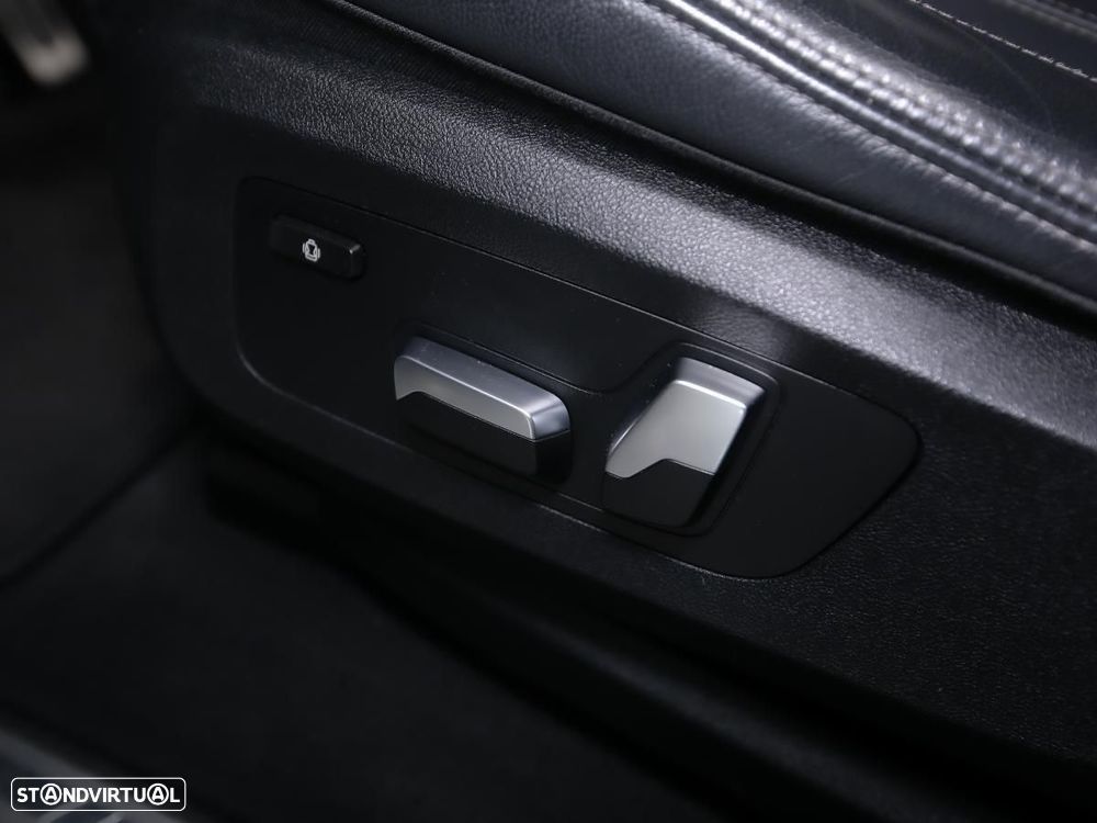 BMW X6 30 d xDrive Pack M - 17