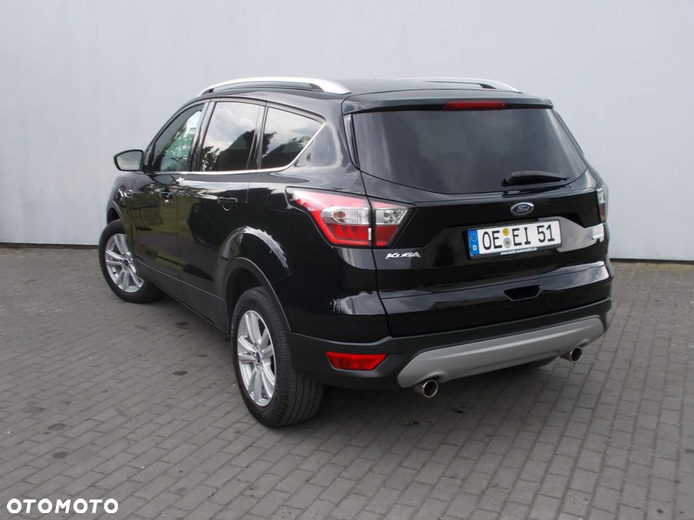Ford Kuga - 4
