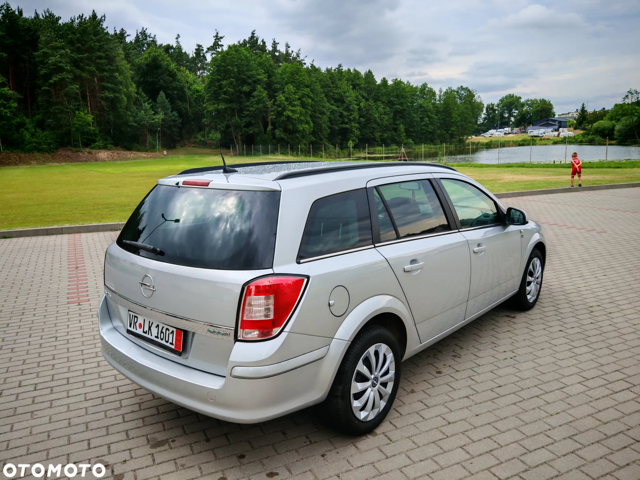 Opel Astra 1.7 CDTI Caravan DPF Edition 111 Jahre - 12