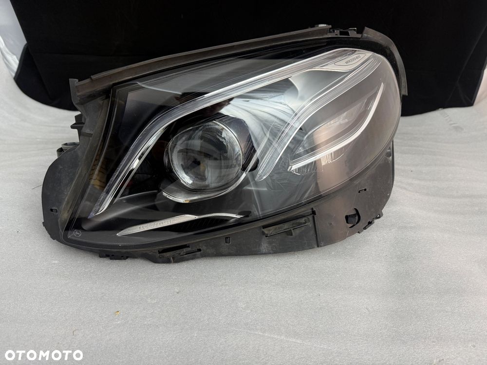 Reflektor Przód strona lewa Mercedes-Benz E W213 A213 MULTIBEAM - 1