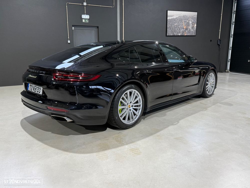 Porsche Panamera 4 E-Hybrid Executive - 11