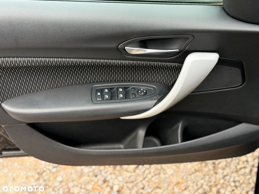 BMW Seria 1 120d Sport Line - 16