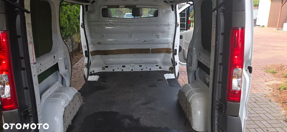 Opel VIVARO 2.5 dci - 3
