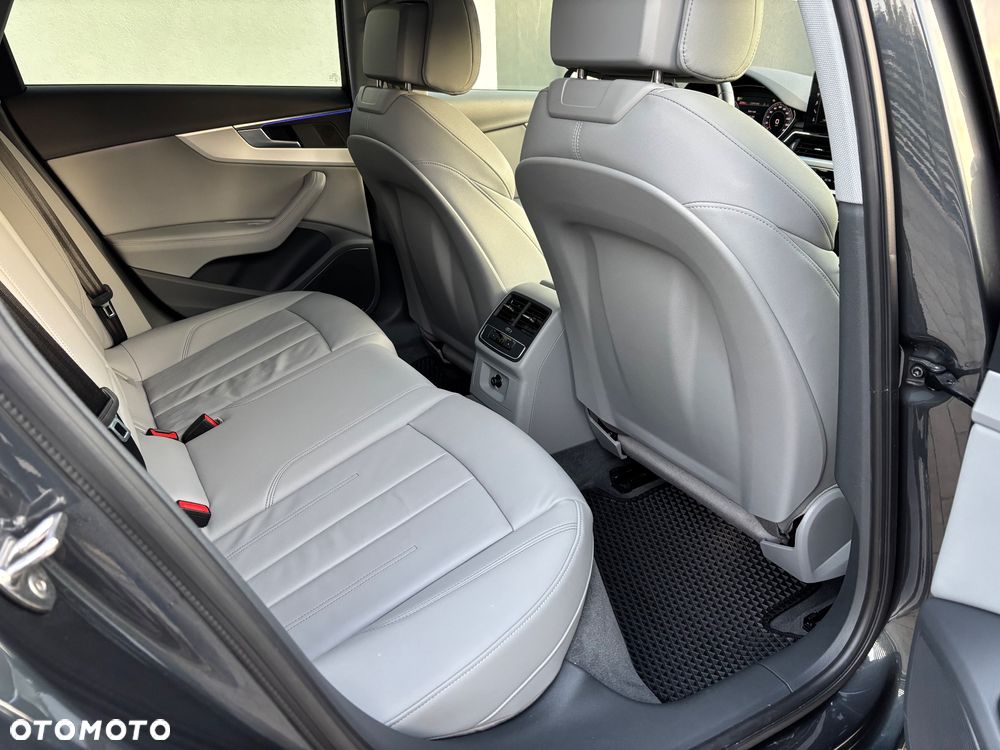 Audi A4 Avant 40 TFSI S tronic - 34