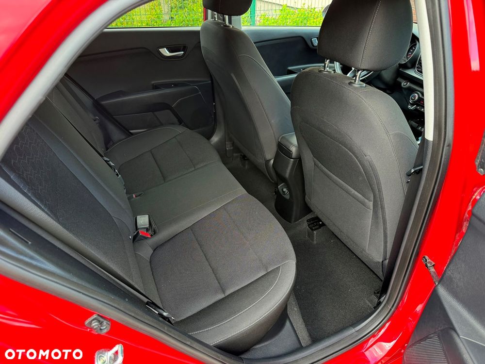 Kia Rio 1.0 T-GDI 100 Dream-Team Edition - 20