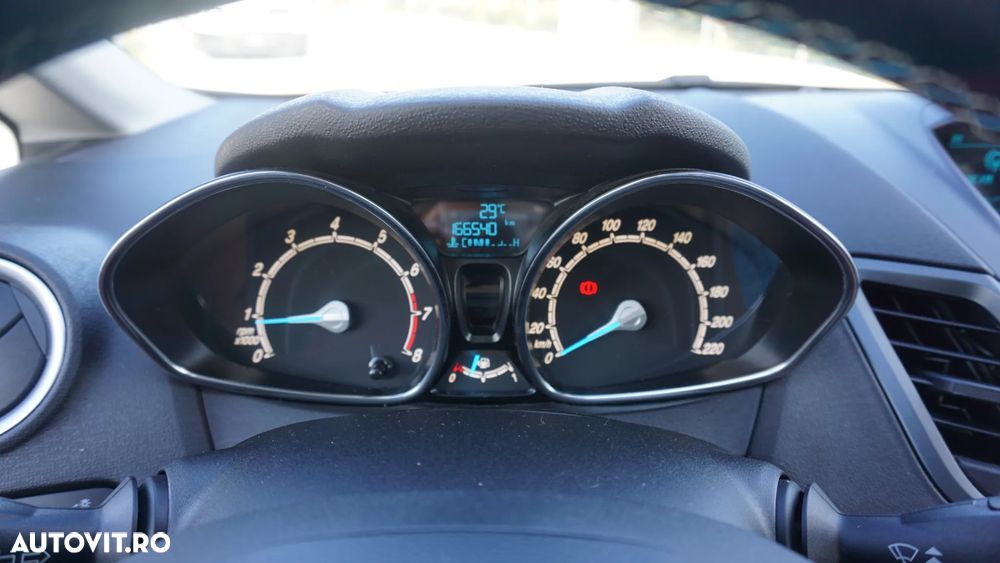 Ford Fiesta 1.25 Trend - 18