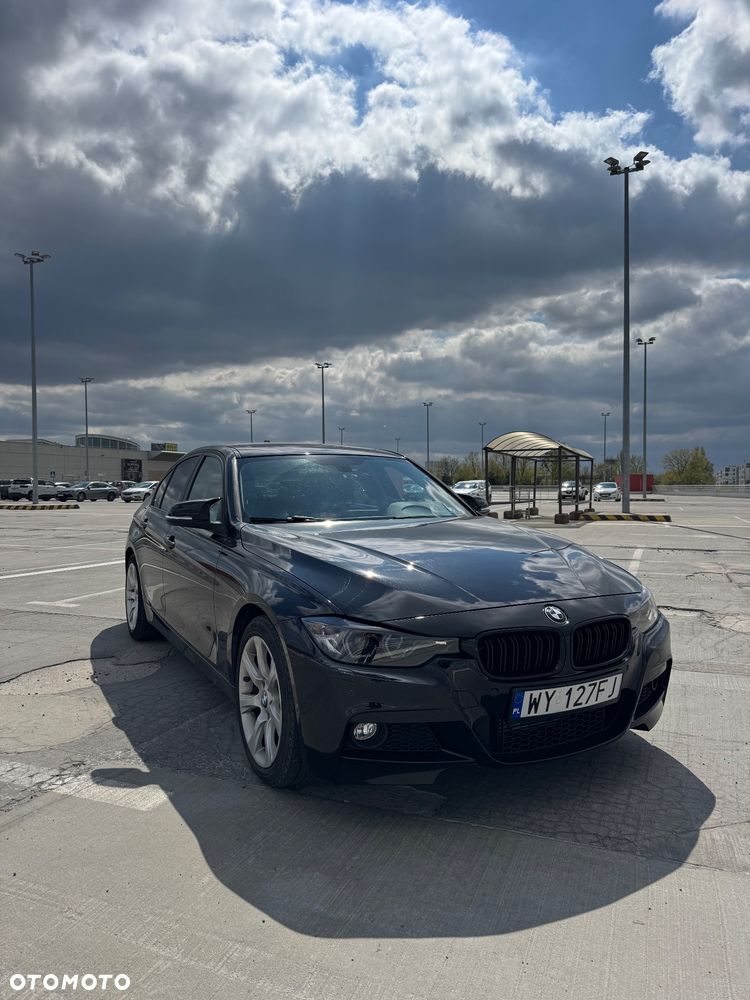 BMW Seria 3 328i xDrive - 1