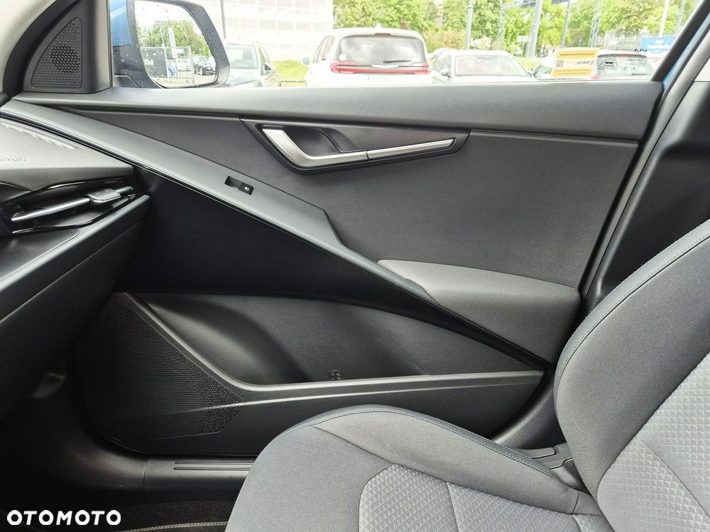 Kia Niro 1.6 GDI Hybrid M - 37