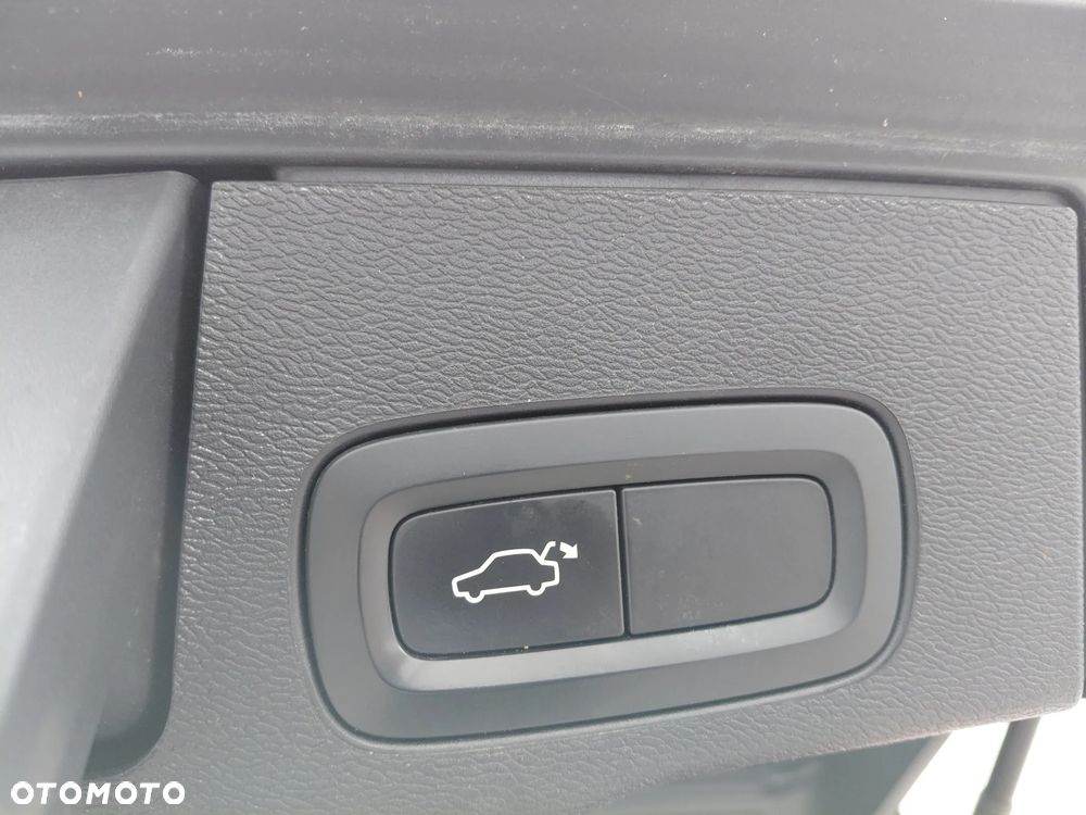 Volvo XC 60 D4 AWD Inscription - 5