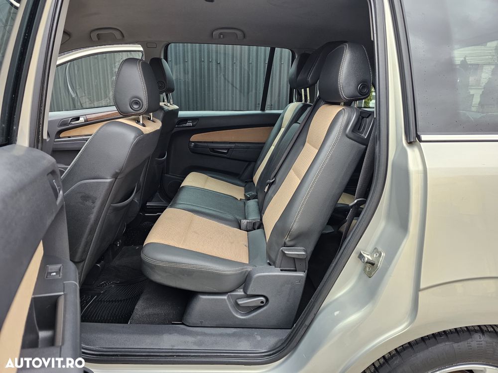 Opel Zafira 1.8 Easytronic Cosmo - 12