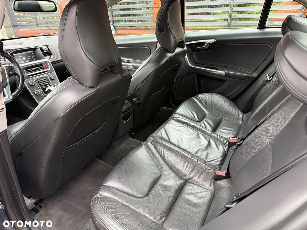 Volvo S60 2.5 T5 - 10