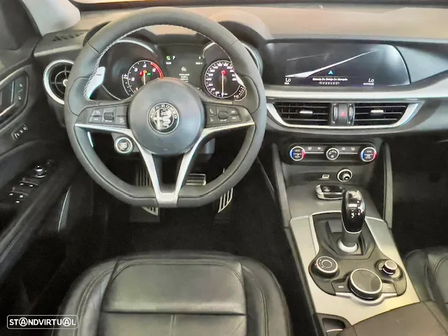 Alfa Romeo Stelvio 2.2 D Veloce Q4 AT8 - 10