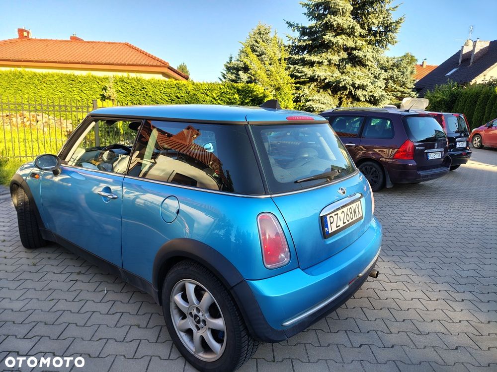 MINI ONE - 4