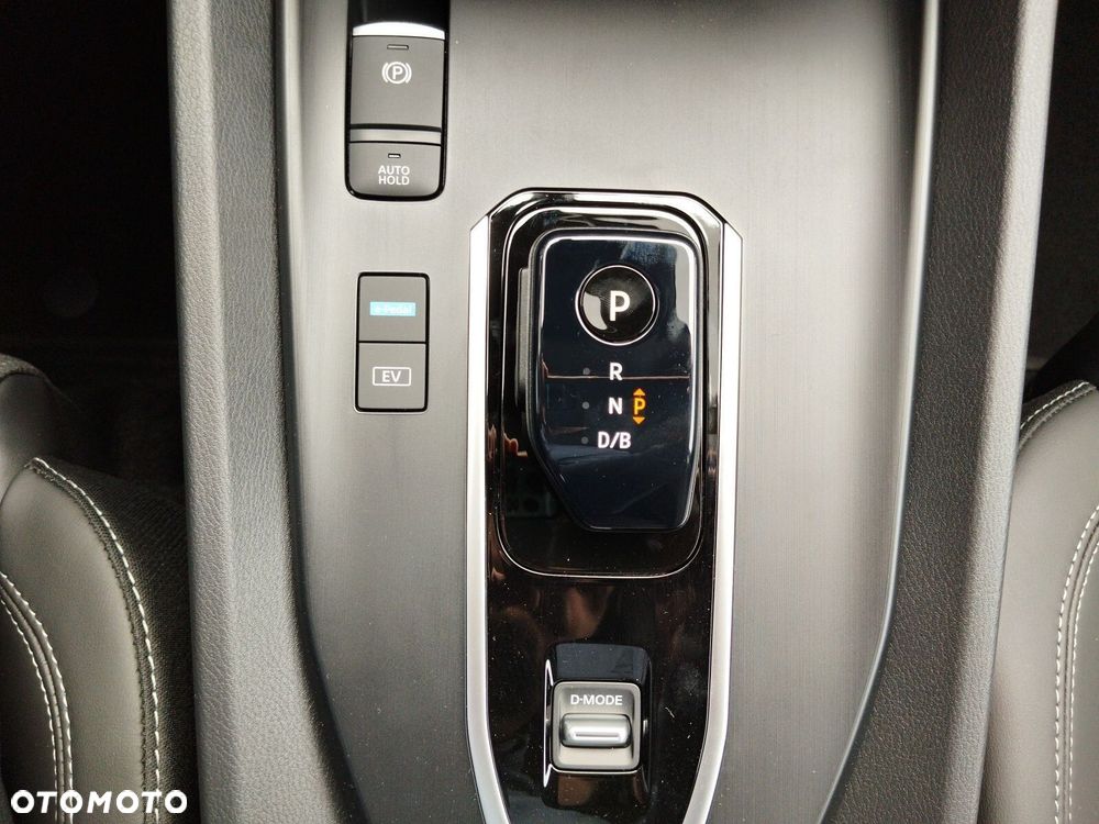 Nissan Qashqai - 25