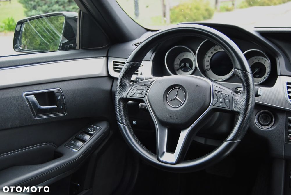 Mercedes-Benz Klasa E - 10