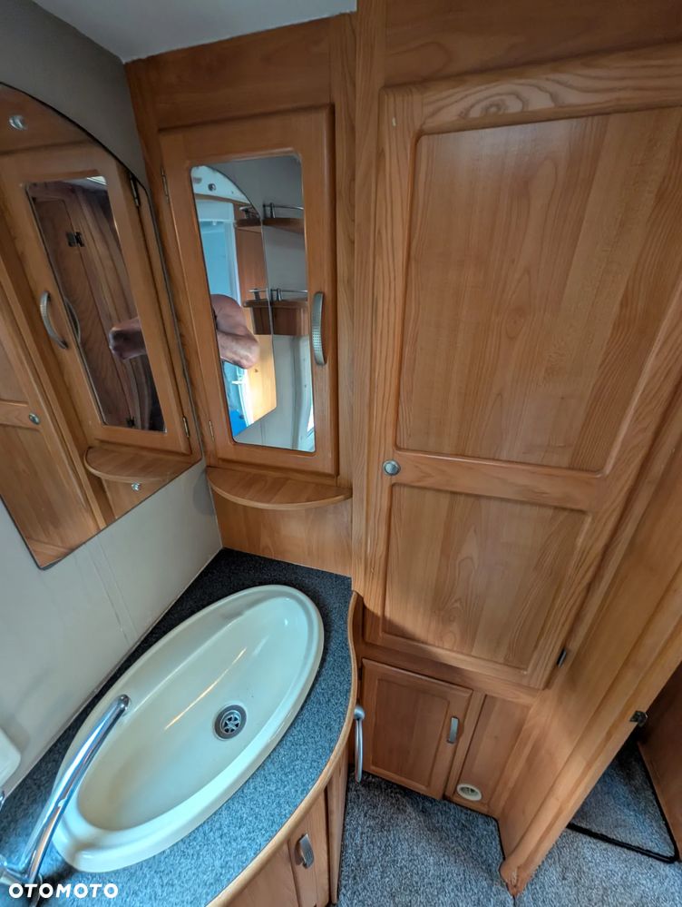 Fleetwood Vanlander 520- 4 EB - 18