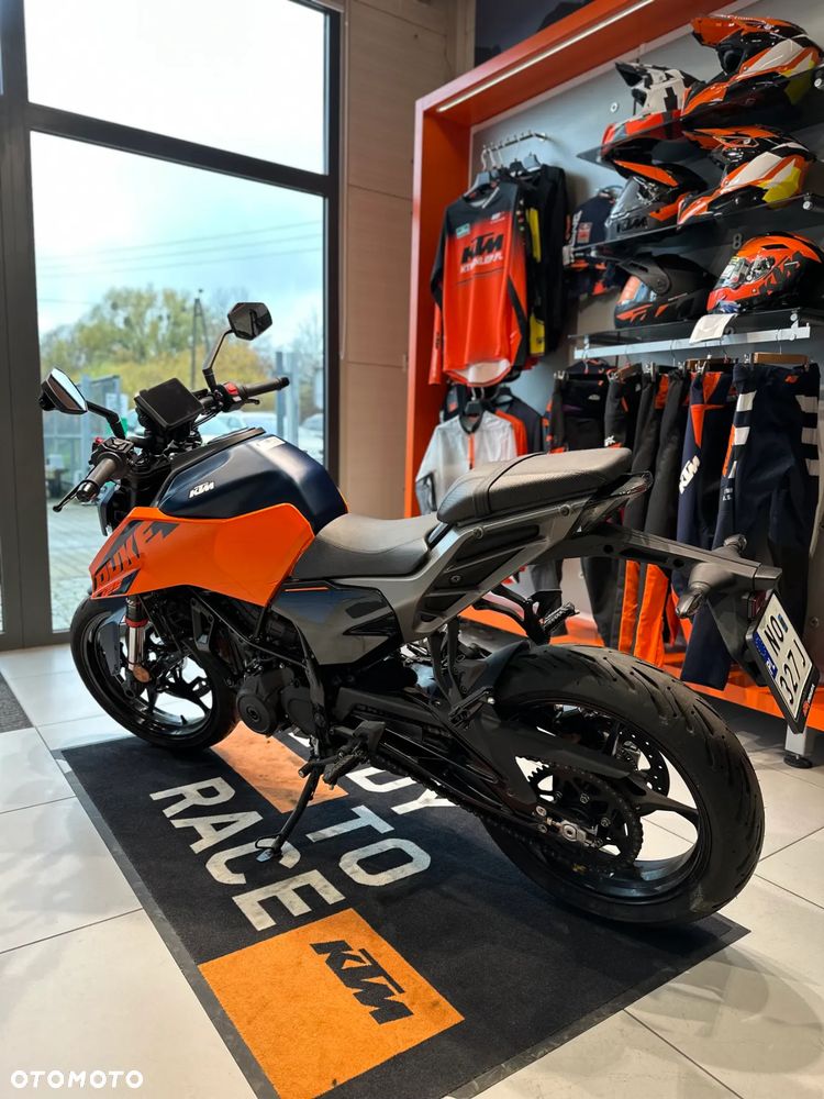 KTM Duke - 4