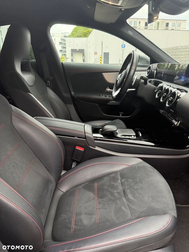 Mercedes-Benz CLA - 10