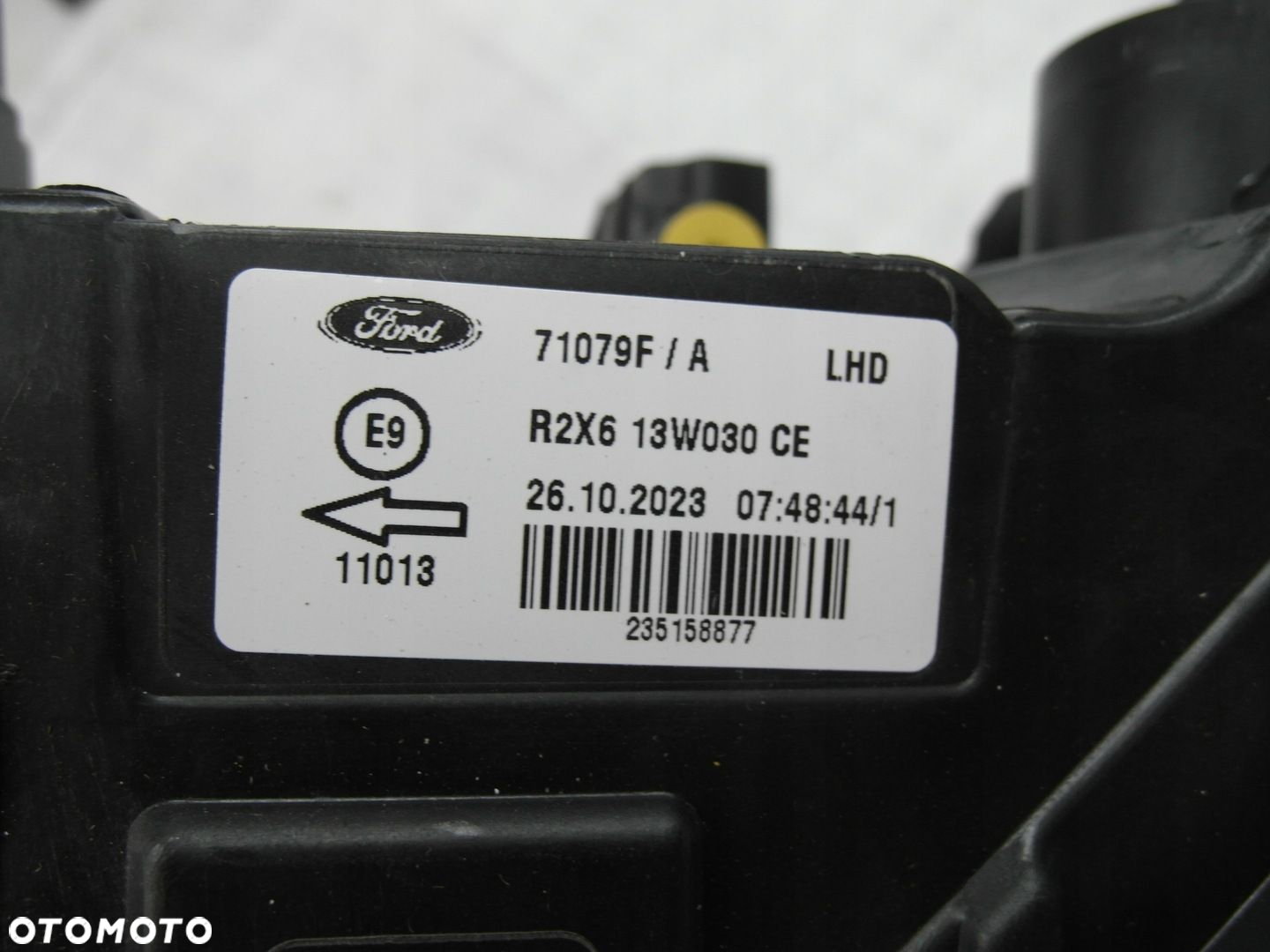 FORD COURIER MK3 NOWA ORYG 23- LAMPA PRZEDNIA LEWA NR70 R2X613W030 CE - 10