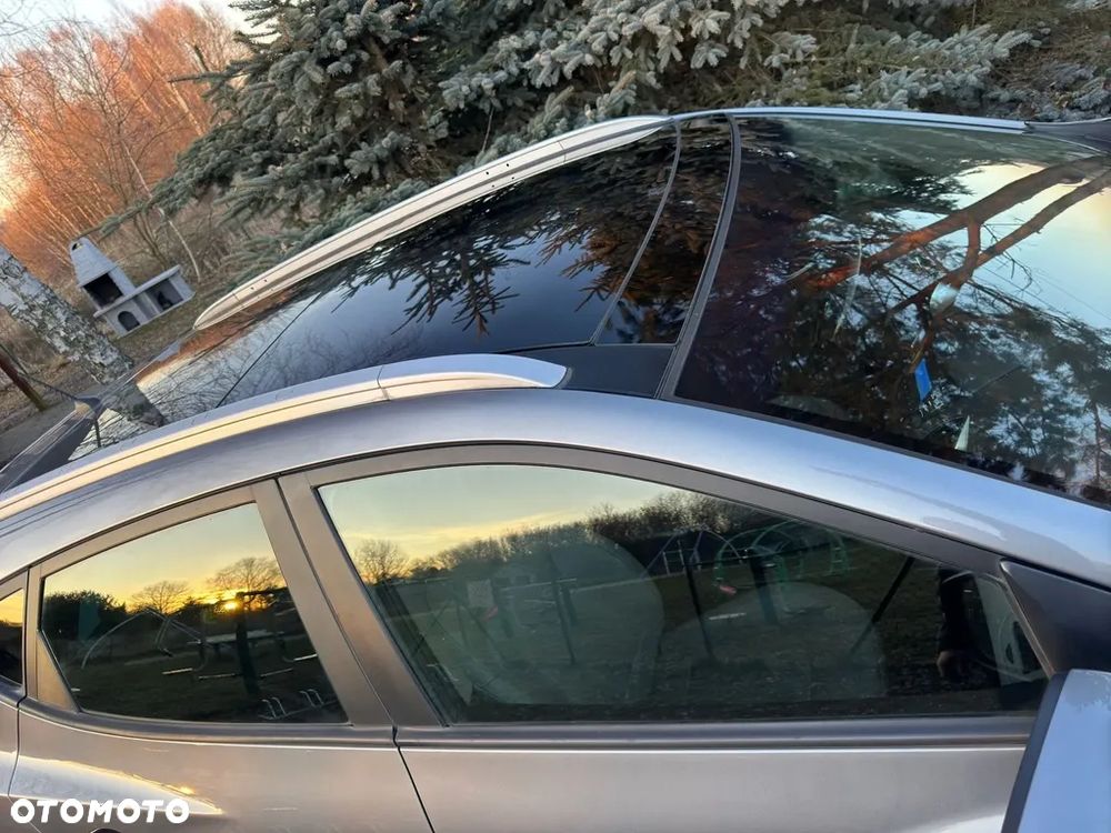 Hyundai ix35 1.6 2WD Fifa World Cup Edition - 24