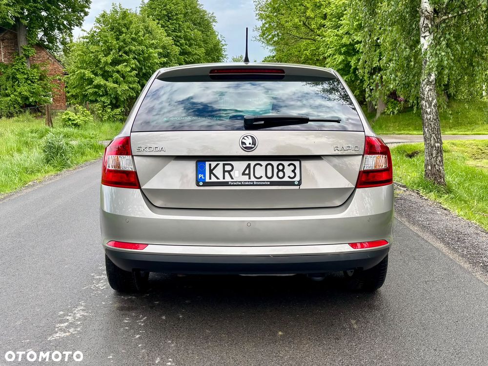 Skoda RAPID 1.2 TSI Ambition - 10