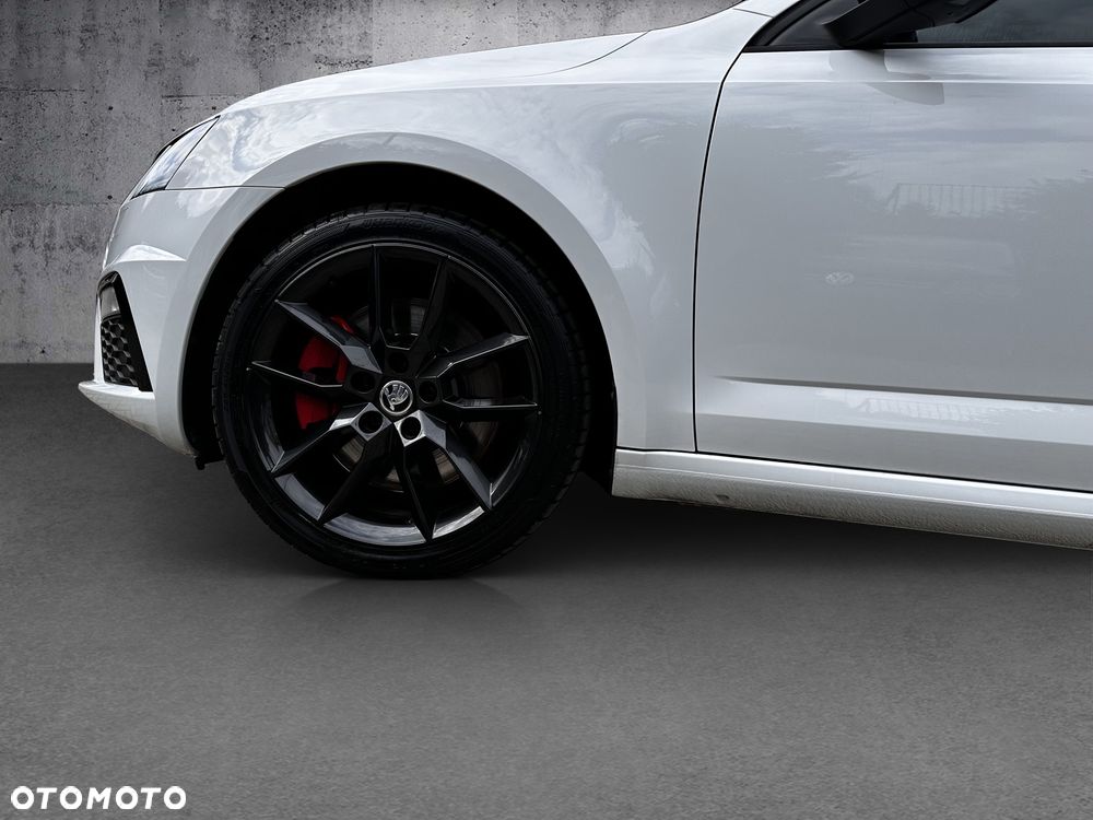 Skoda Octavia 2.0 TSI RS 230 DSG - 22