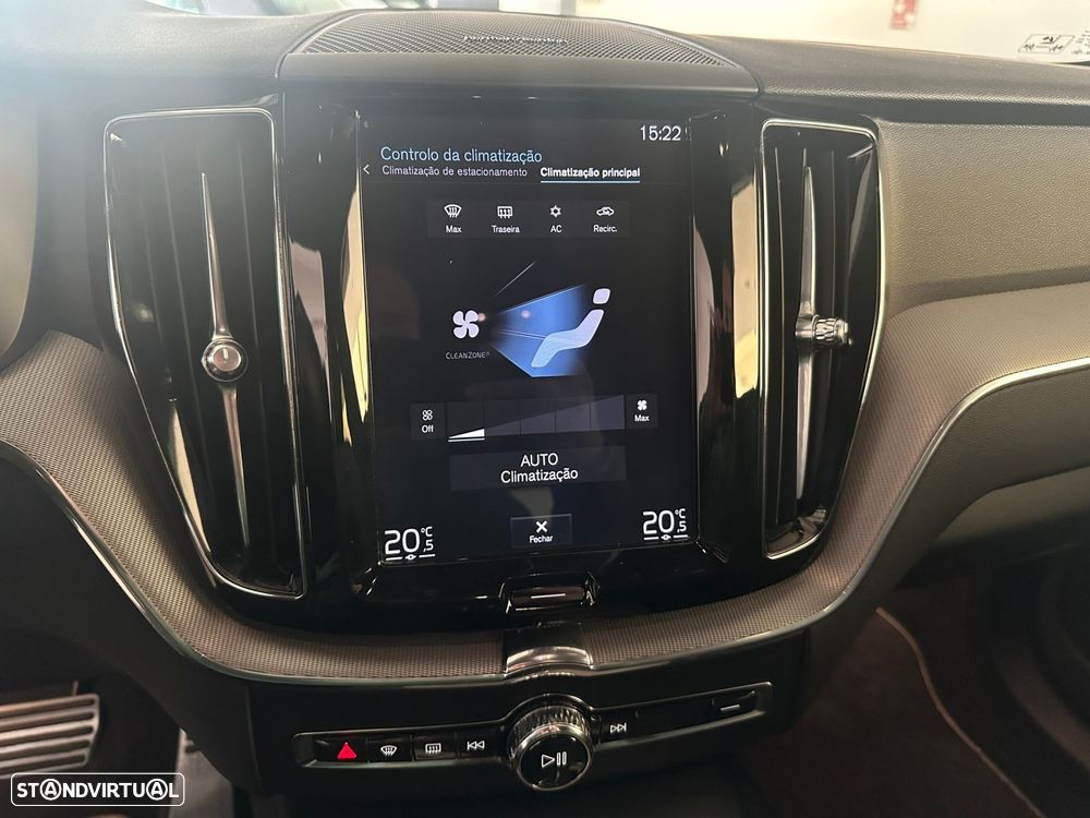 Volvo XC 60 2.0 D4 R-Design Geartronic - 23