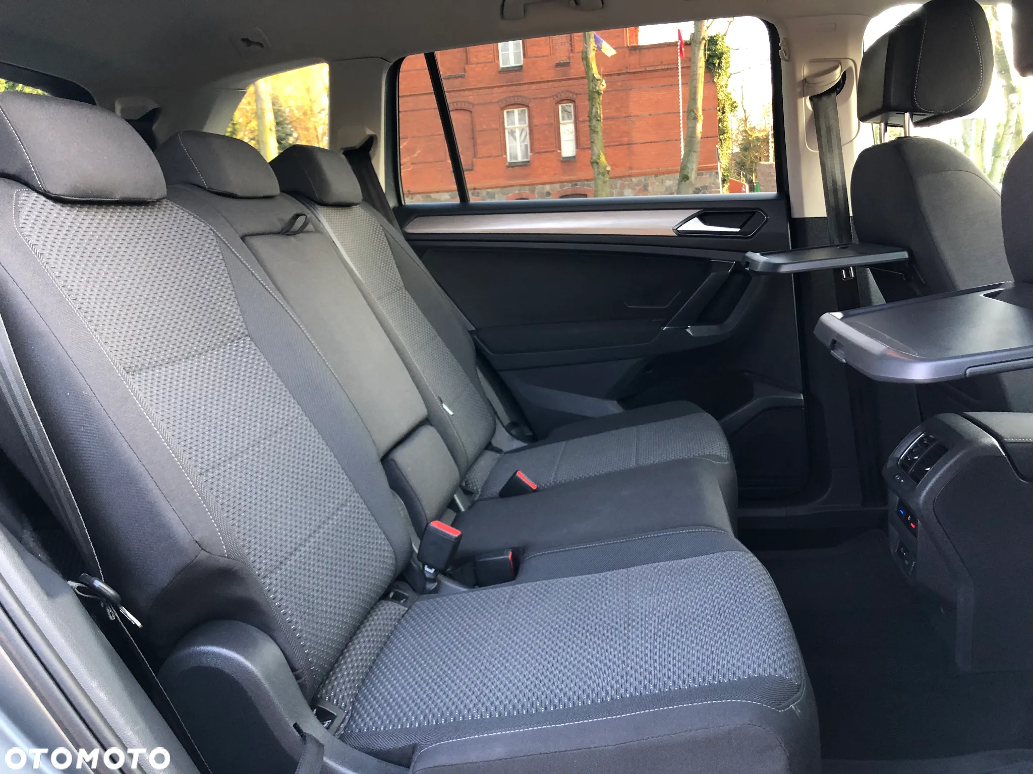Volkswagen Tiguan Allspace - 10