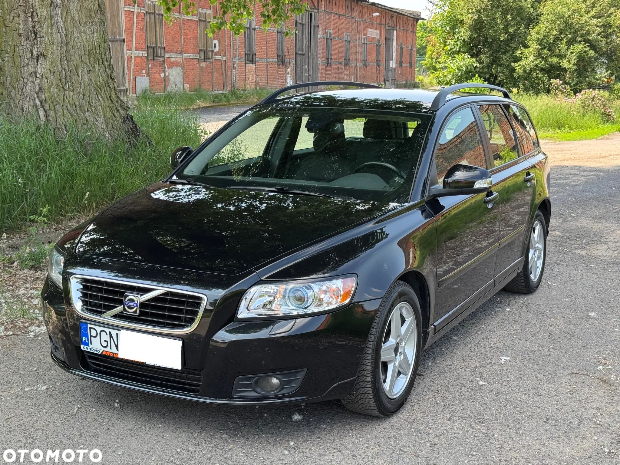Volvo V50 2.0D DPF Momentum - 1