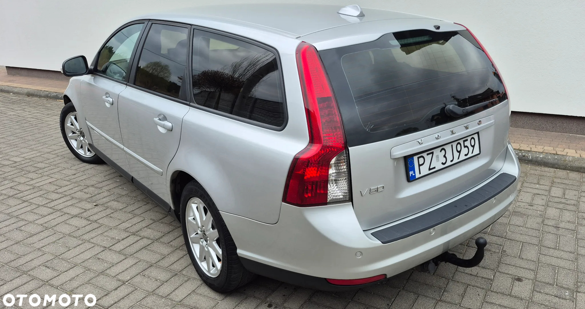 Volvo V50 2.0D R-Design Kinetic - 2