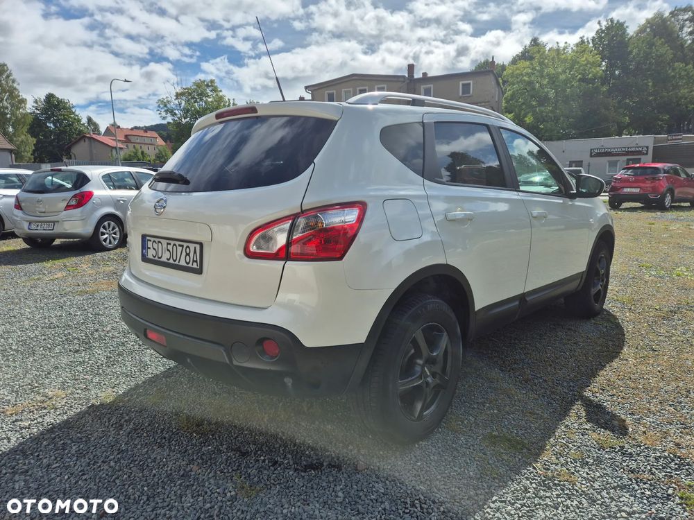 Nissan Qashqai - 10