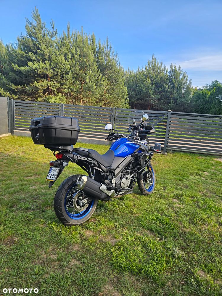 Suzuki V-STROM - 8