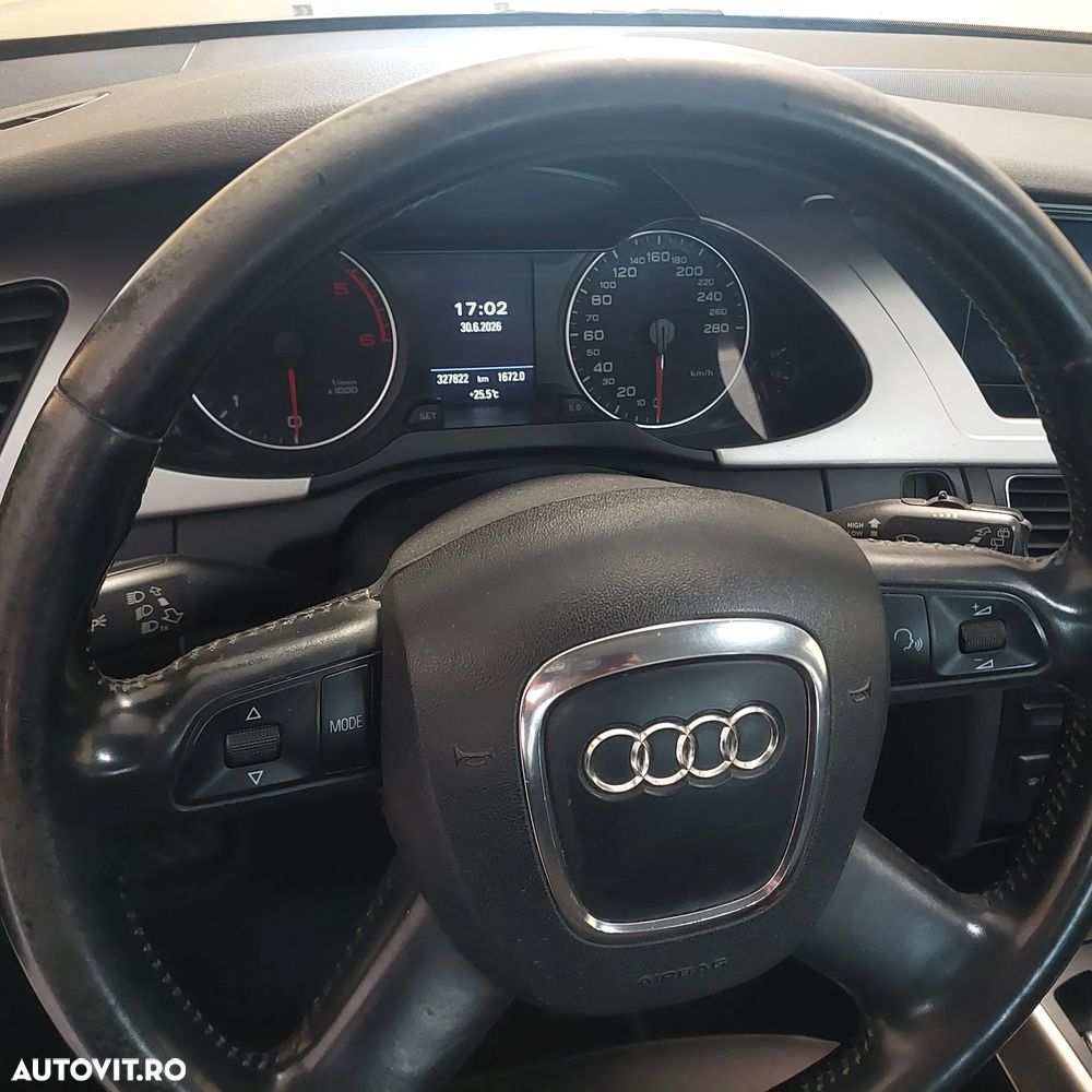 Audi A4 Avant 2.0 TDI - 10