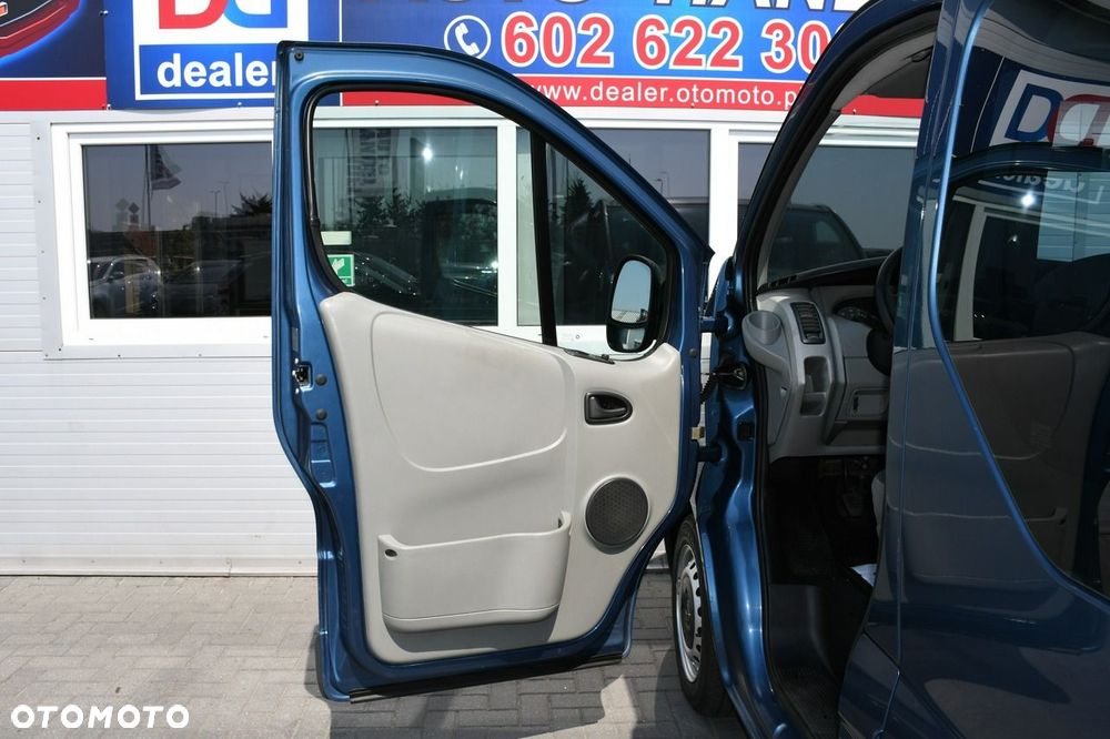 Opel Vivaro - 32