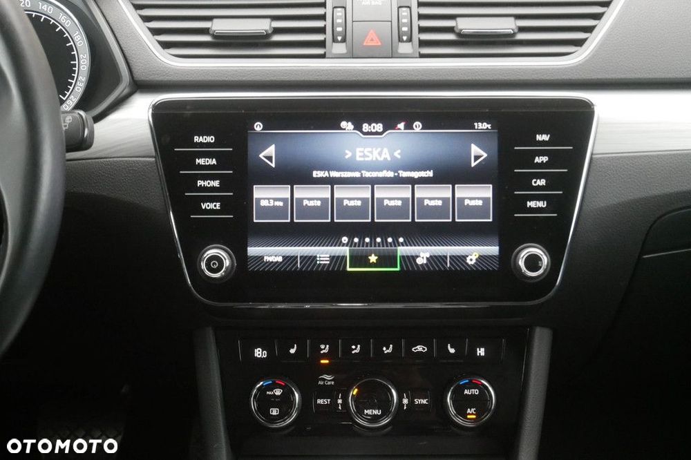 Skoda Superb 2.0 TSI Ambition DSG - 10