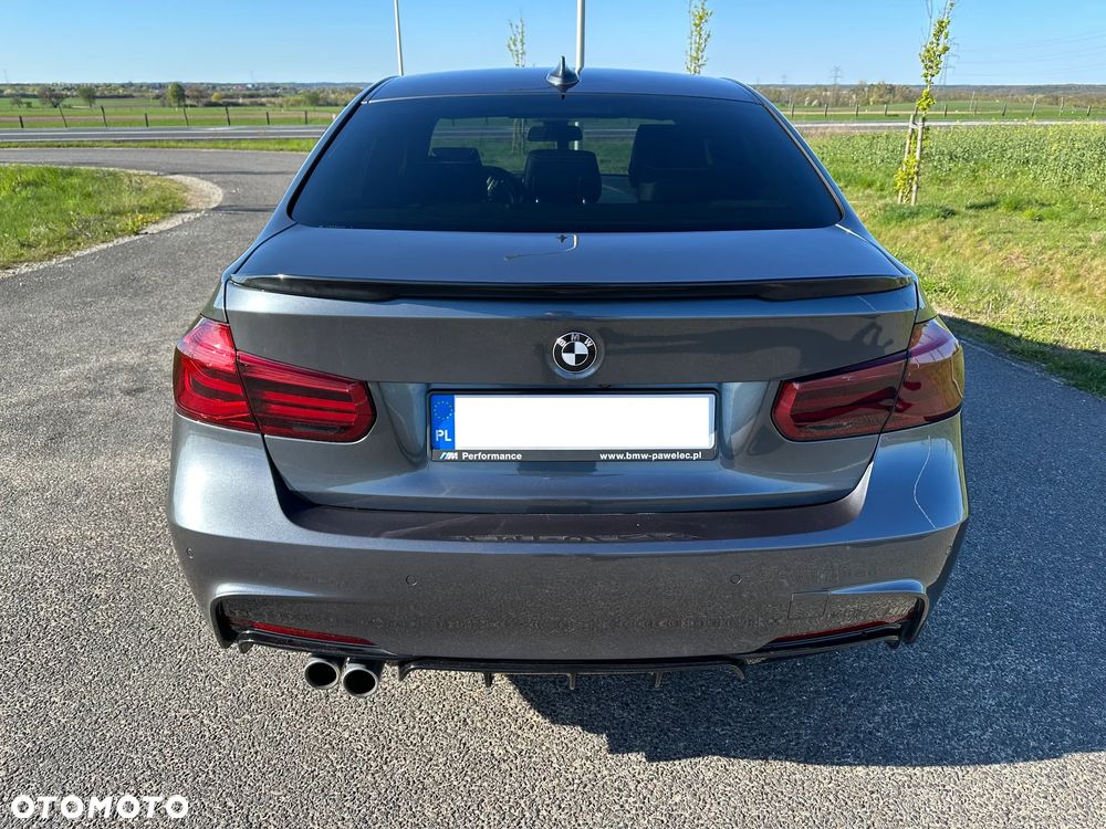 BMW Seria 3 330d xDrive Sport-Aut Blue Performance Sport Line - 10
